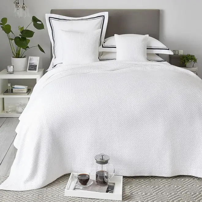 The bed linen is back for 2019