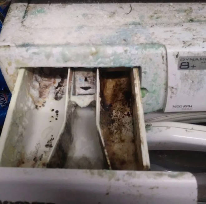 A woman revealed her filthy washing machine drawer
