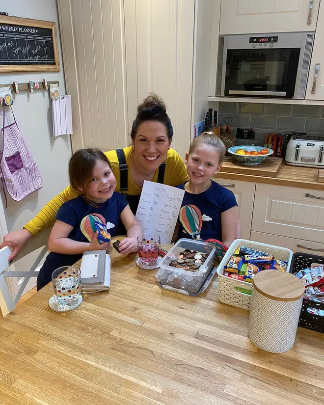 One mum – Laura Symonds – has come to the rescue with a genius hack to give her children limits  on their snacks
