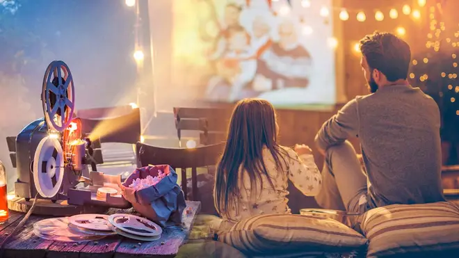 This is how you can set up your own outdoor cinema
