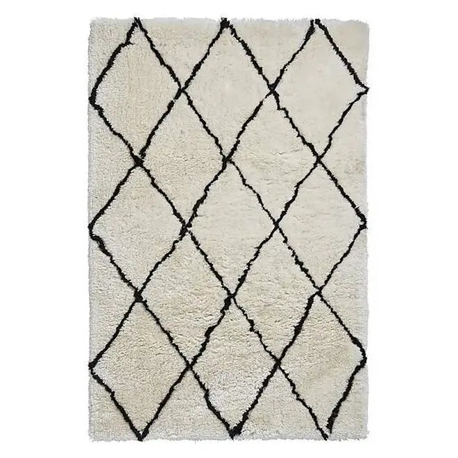 This rug will make your living room so cosy