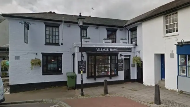 The village pub in Averstock