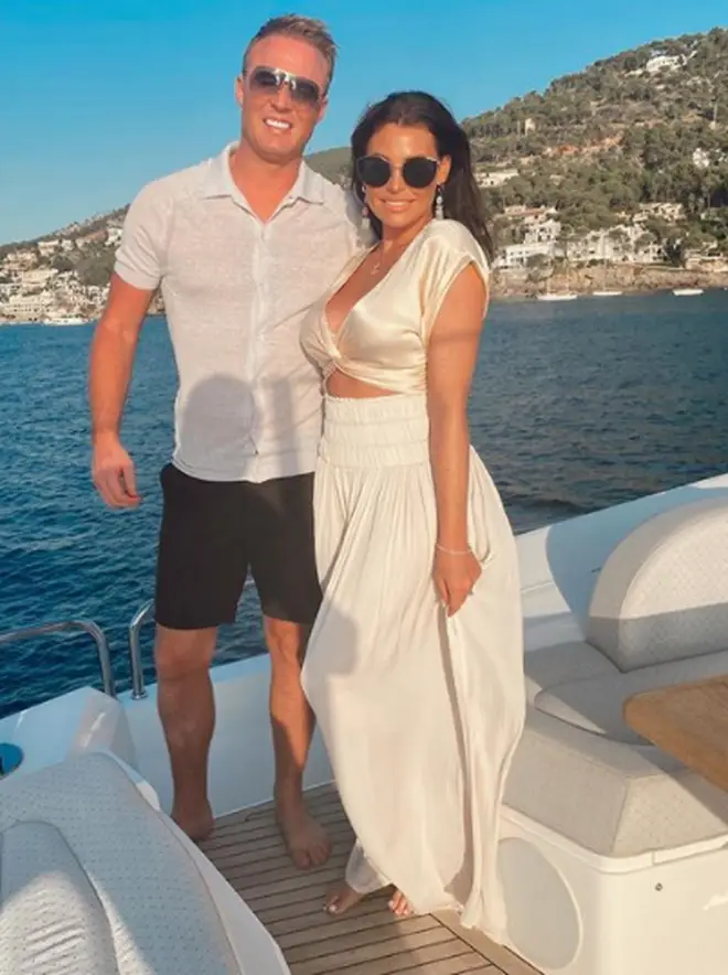 Jess Wright and her fiancé William Lee-Kemp