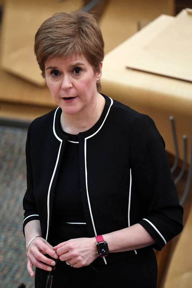 Nicola Sturgeon is closing pubs, bars and restaurants from 6pm