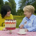 The weight loss guru argues GBBO encourages obesity