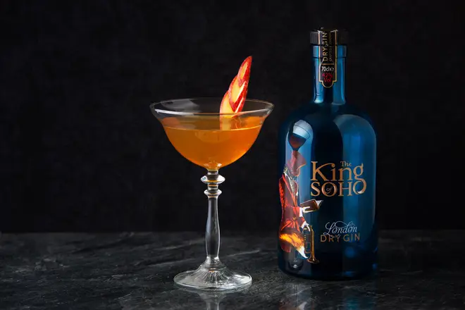 This is a sweet and autumnal cocktail