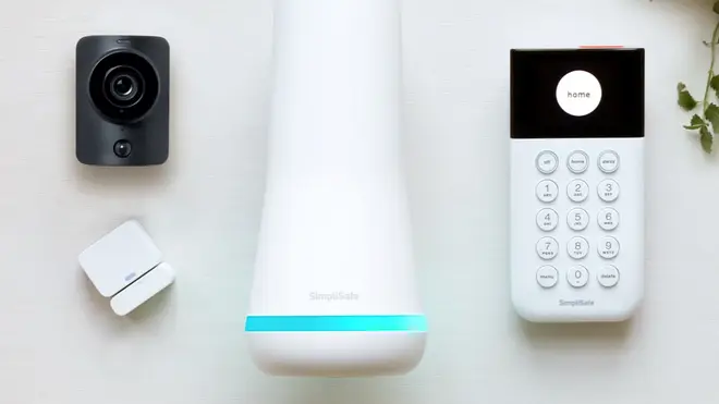The Foundation core kit from Simplisafe