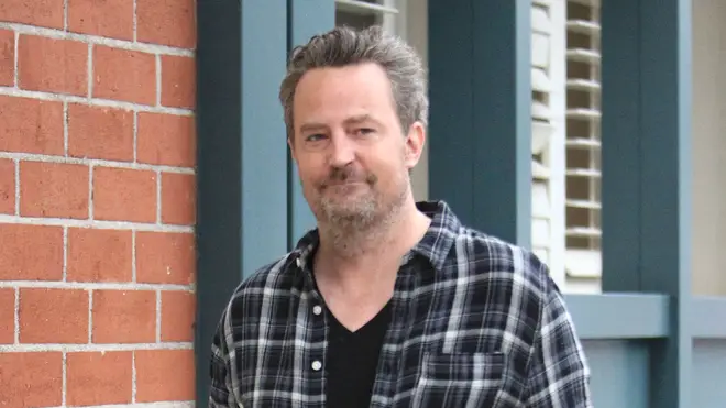 Matthew Perry is engaged to his girlfriend