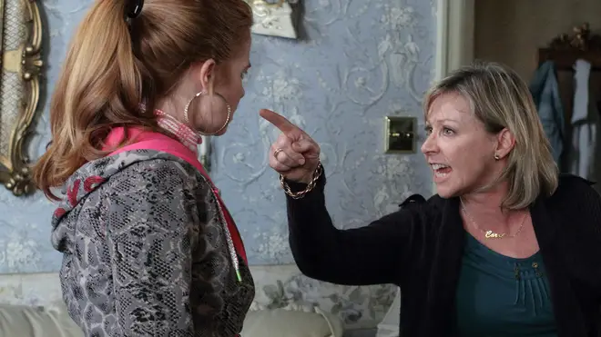 Lindsey Coulson played Patsy Palmers mum on EastEnders