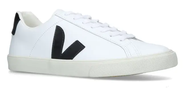 Veja's Leather Esplar sneakers worn by Meghan Markle