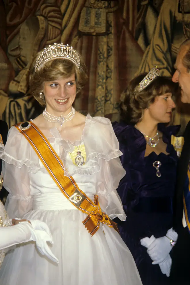 Princess Diana was seen wearing The Queen's necklace in 1982