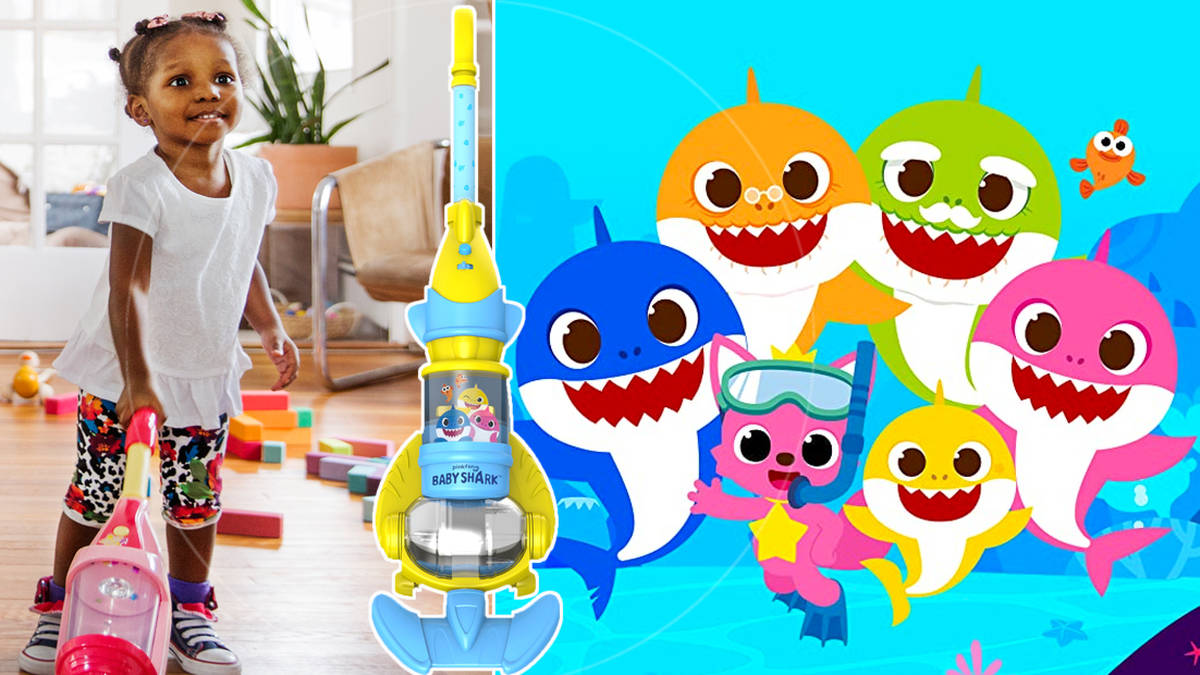 New In Box Pinkfong Baby Shark Child's Vacuum Sings The Baby Shark Song 