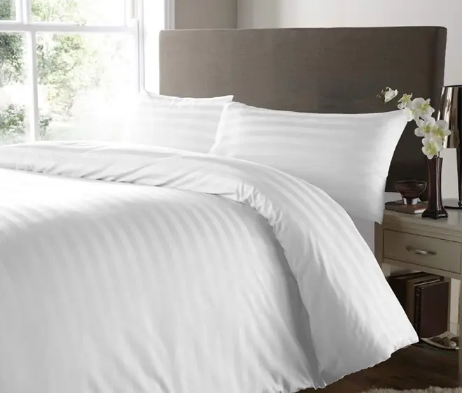 Hanfords Satin Stripe 400 Thread Count Duvet Cover Set