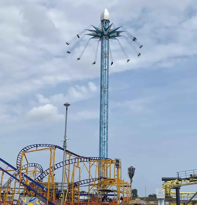 The Starflyer towers over the park, and offers gorgeous views of the Lincolnshire coastline