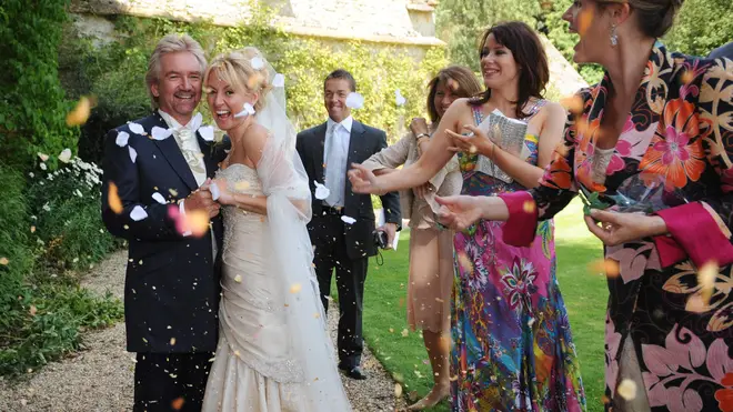 Noel Edmonds and his wife Liz on their wedding day in 2009