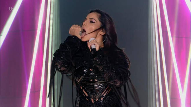 Cheryl raised eyebrows with her performance on Sunday's X factor