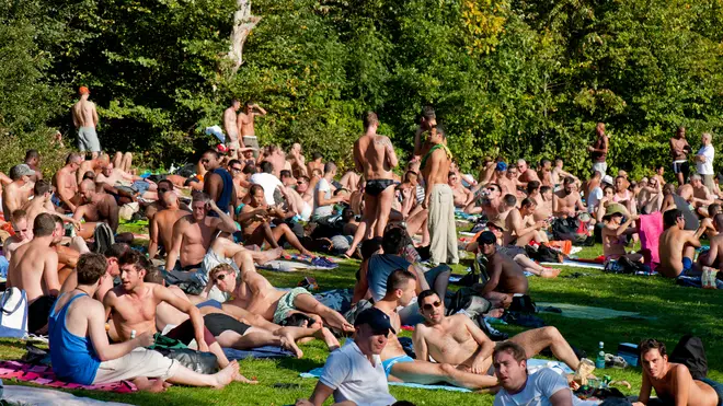 Brits could be sunbathing into September