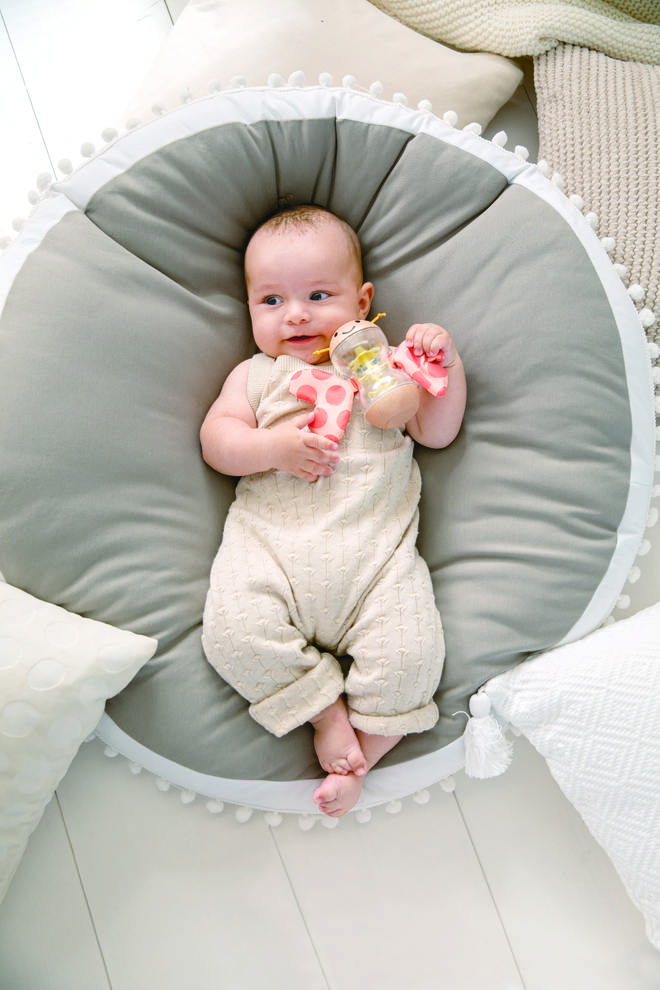 This butterfly rattle is ideal for developing baby's listening skills