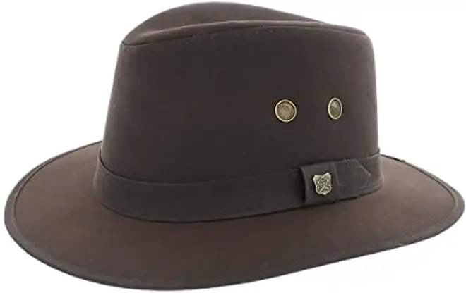 The Failsworth Wax Cotton Drifter Fedora is very similar to the hat Holly wore for This Morning