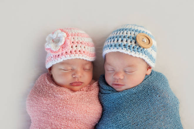 Should twins be given the same name?