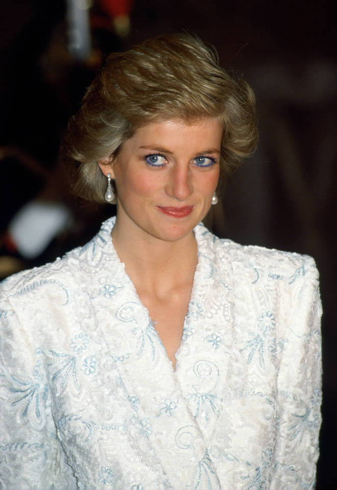 Princess Diana often wore the pearl drop earrings