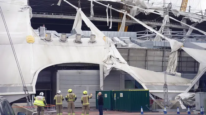 A number of eyewitnesses saw the roof being ripped off