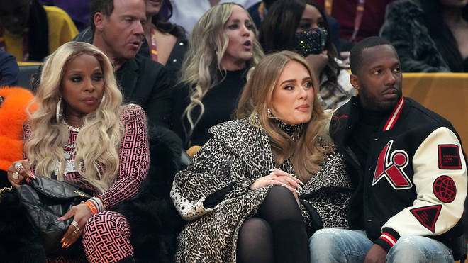 The pair were sat next to Mary J. Blige