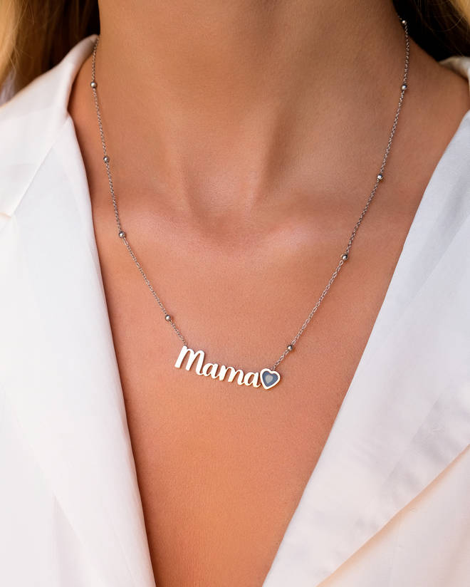 This adorable 'Mama' necklace is the perfect accessory for new mums