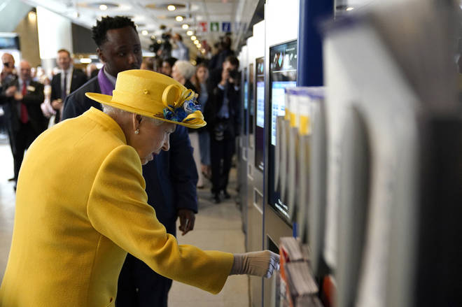The Queen used the ticket machine at Paddington Station during her surprise visit