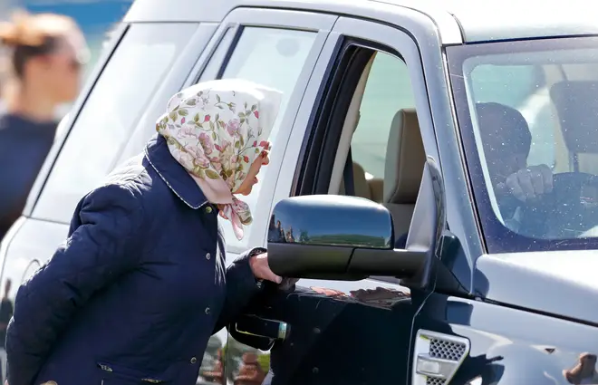 Many people are questioning whether The Queen and Prince Philip need licenses to drive