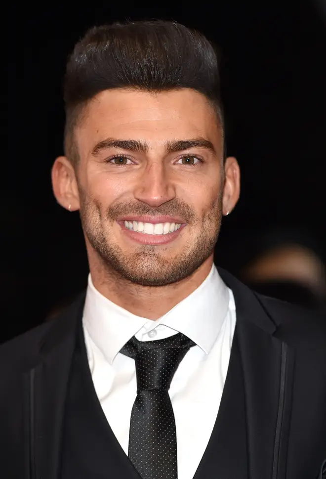 Jake Quickenden lost his front two teeth skiing