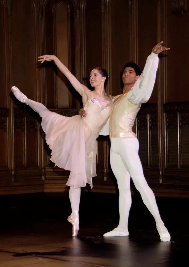 Darcey Bussell and Carlos Acosta perform together at The Diner des Tsars