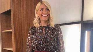 Holly Willoughby opted for a fun summery look