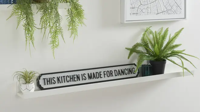 Kitchen sign by Arighi Bianchi