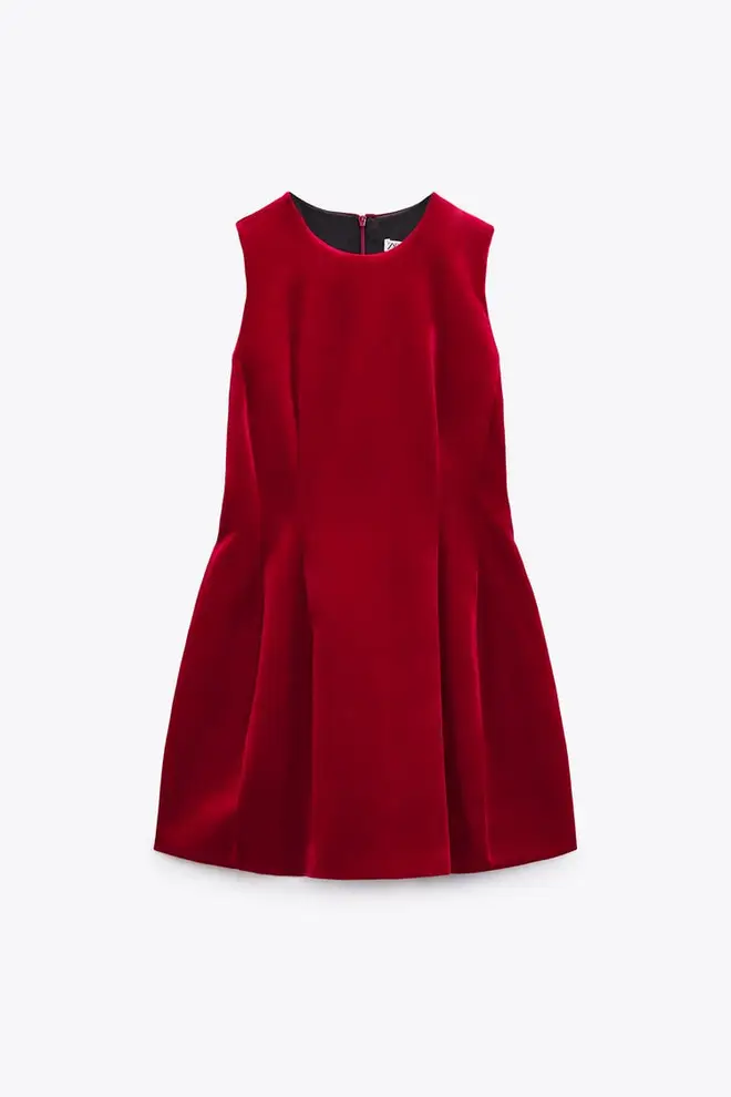 Holly Willoughby is wearing a red dress from Zara