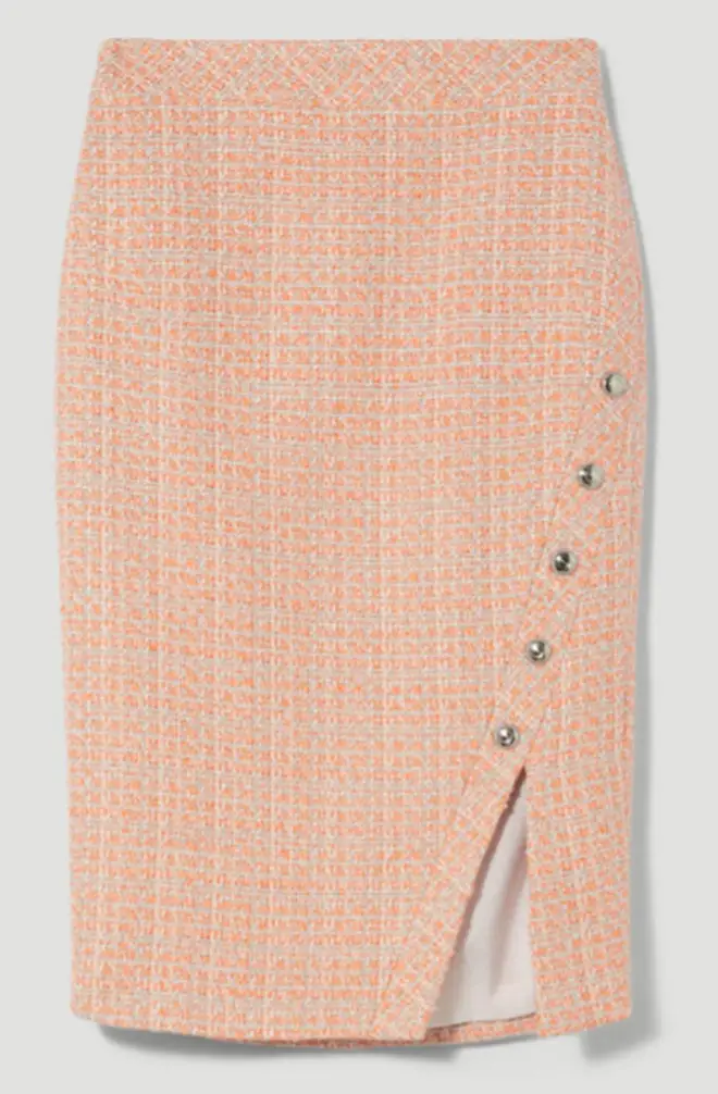 Holly Willoughby is wearing a skirt from Karen Millen