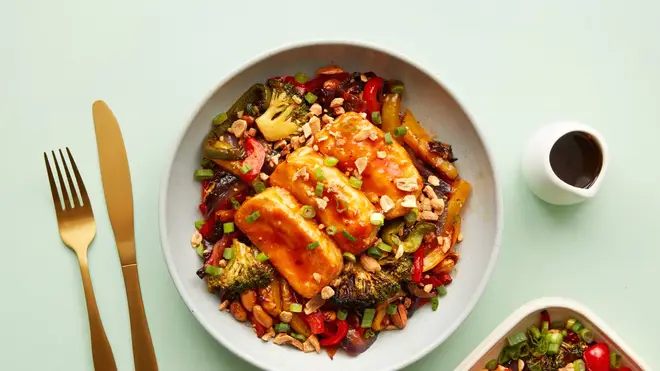 Lions Prep - Taiwanese Chilli Tofu with Smashed Carrot Mash, Steamed Greens & Nam Jim Sauce