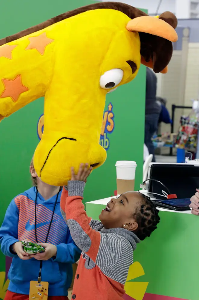 Each concession will feature a life-sized Geoffrey the Giraffe sculpture.