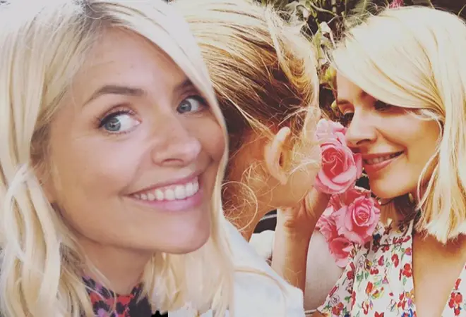 The 38-year-old presenter shared an adorable summer snap of herself with her 8-year-old daughter.