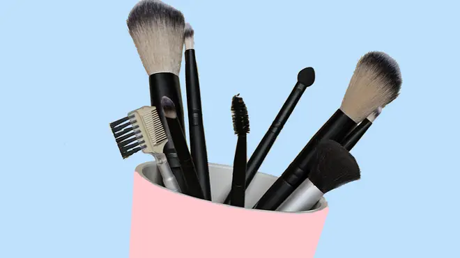 Any old pot can be used to be store brushes and other make-up items