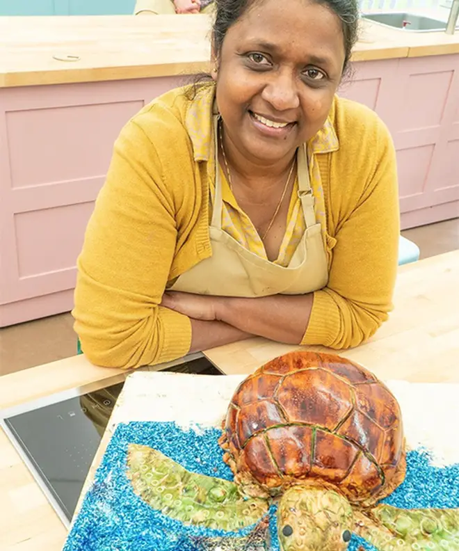 GBBO contestant shows off turtle animal cake
