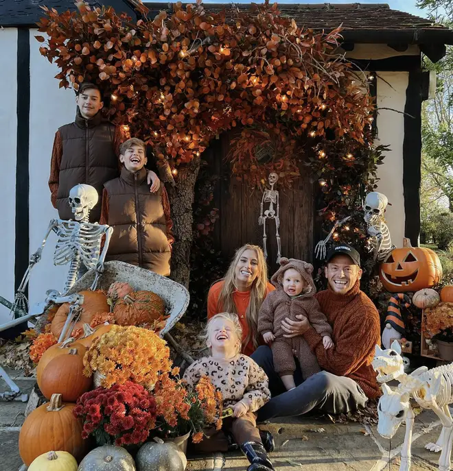 Stacey Solomon created a Halloween themed door last year