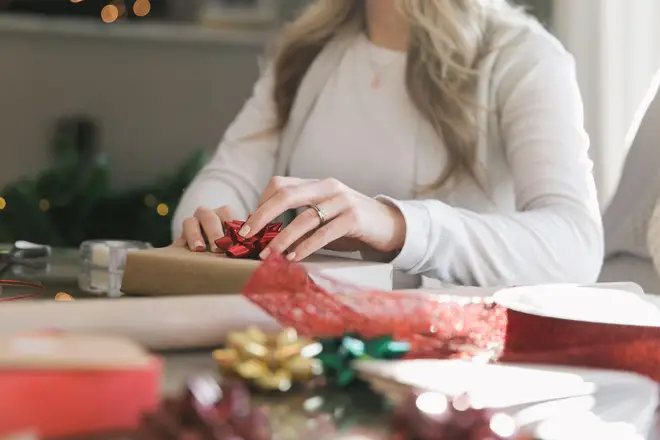 There are some handy tips to help you save on Christmas gifts
