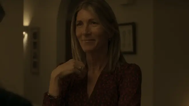 Carole Middleton is played by Eve Best in The Crown