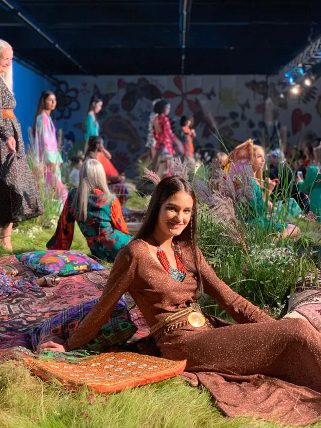 The 70s-inspired fashion came complete with a Woodstock vibe