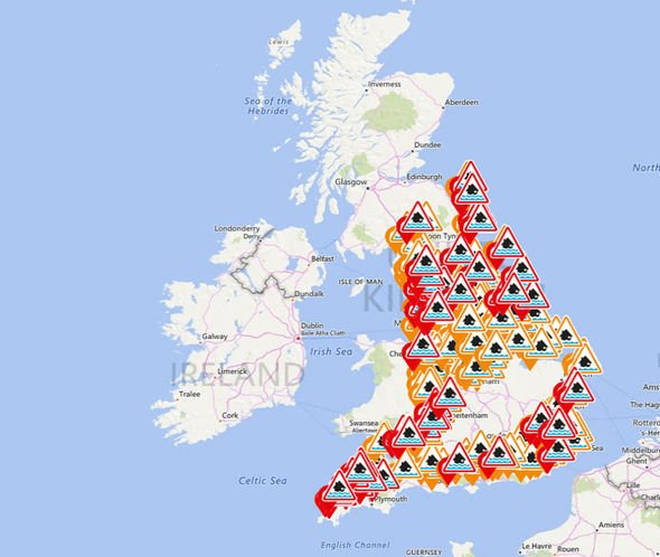 England is covered in flood warnings