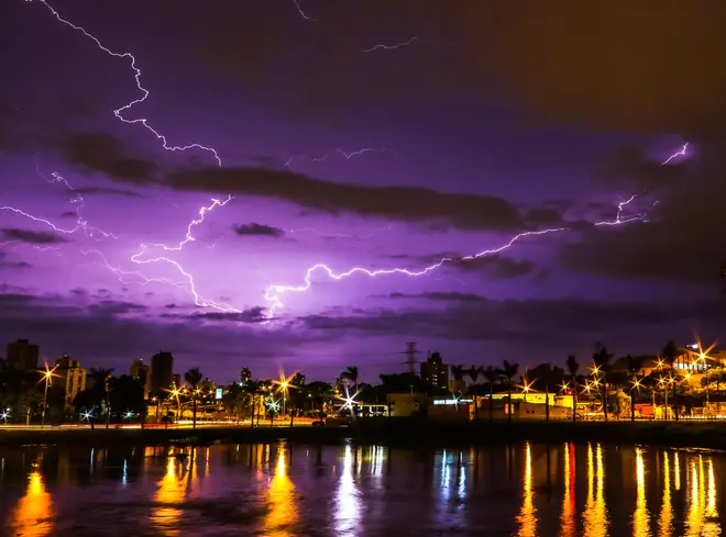 Thunder and lightening can be expected across the UK
