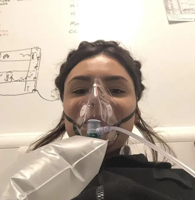 Farrah had to be put on oxygen therapy